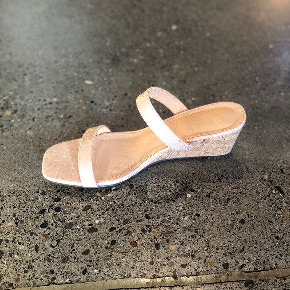 THIN FAUX-CROCODILE STRAPS TOP A DOUBLE-BAND SANDA - Picture 7 of 10